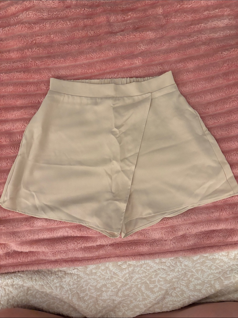 TCEC Cream Wrap-Front Skort